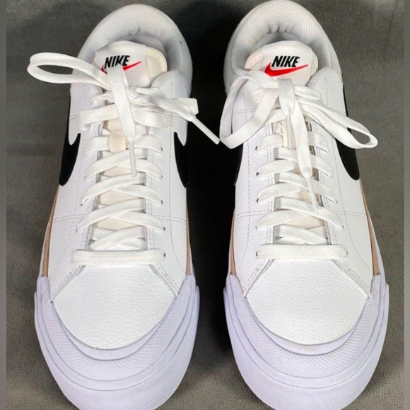 Nike Court Legacy Lift Platform Sneakers Size 9 NWOT MSRP $94.99 - Picture 2 of 7